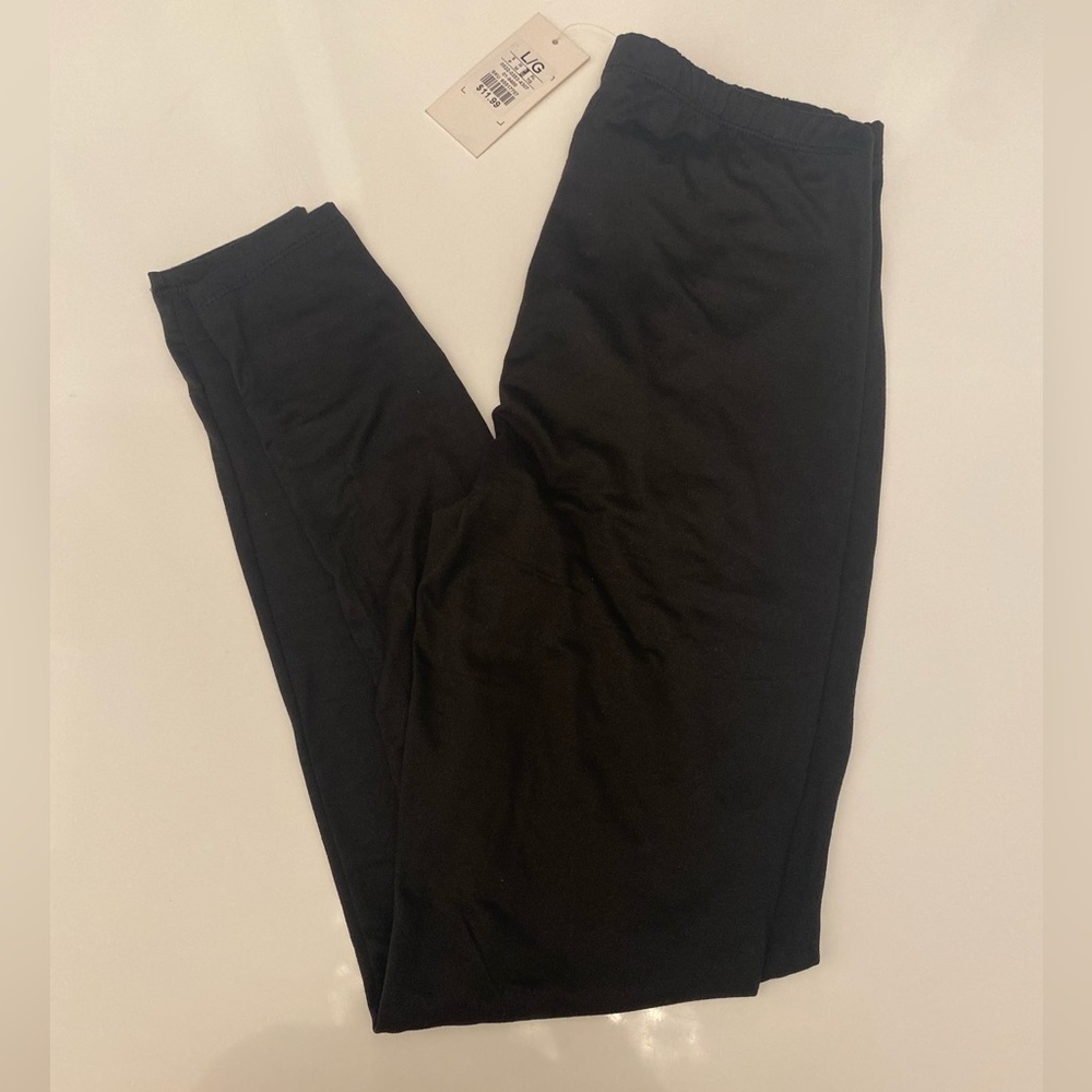 Black Ribbed Leggings - Picture 2 of 5